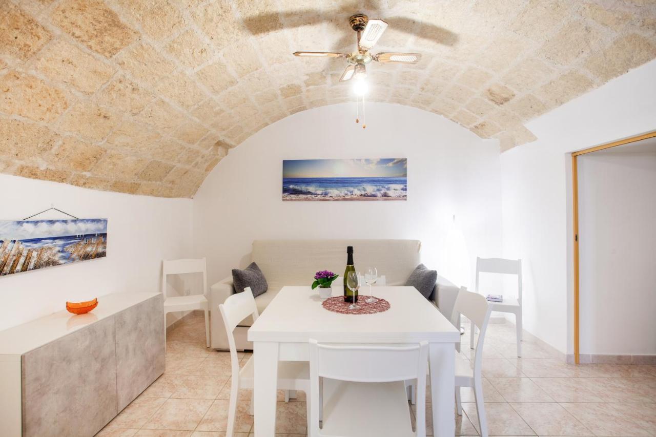 Monopoli Heartbeat - Apartment 200M From Sea Екстер'єр фото