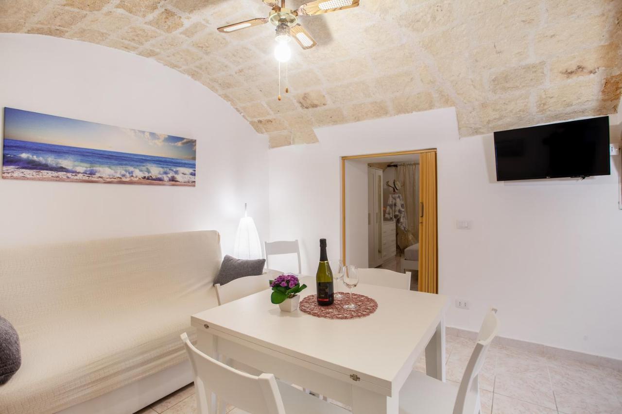 Monopoli Heartbeat - Apartment 200M From Sea Екстер'єр фото