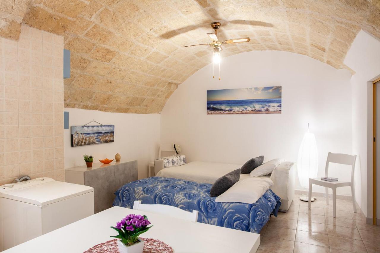 Monopoli Heartbeat - Apartment 200M From Sea Екстер'єр фото