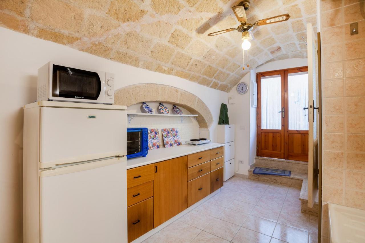 Monopoli Heartbeat - Apartment 200M From Sea Екстер'єр фото